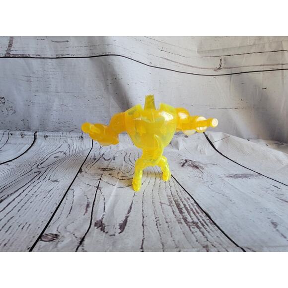 McDonald's Ben 10 armodrillo Ultimate Alien 2011 toy figure - Picture 6 of 7